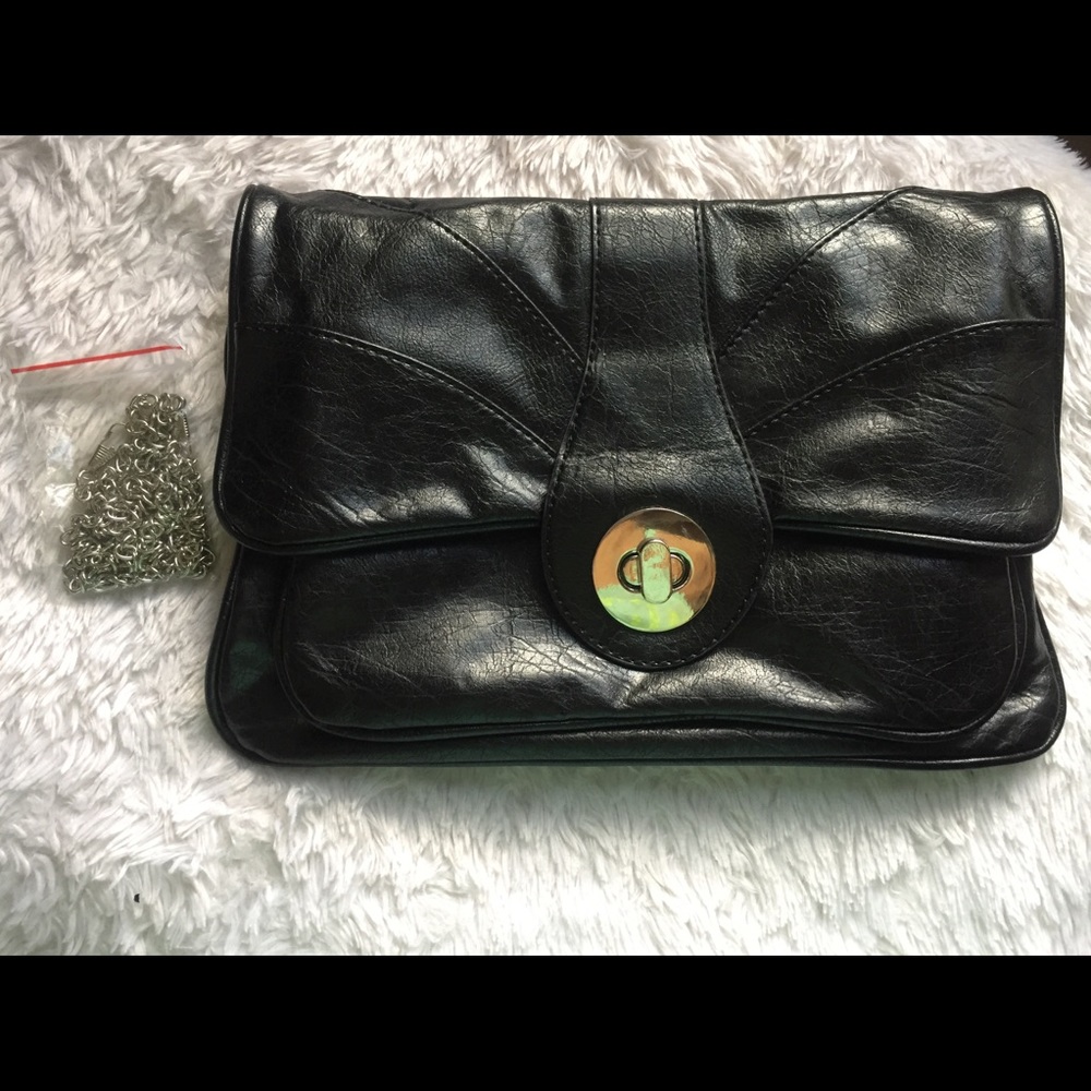 Clutch/ shoulder bag with silver strap